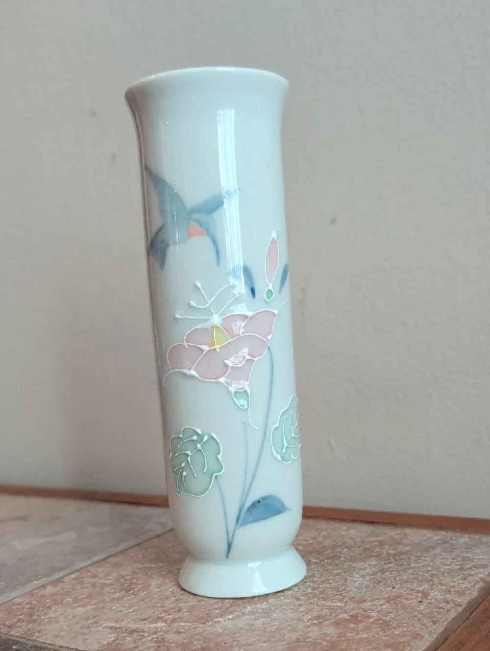 Otagiri Porcelain Hummingbird Floral Bud Vase